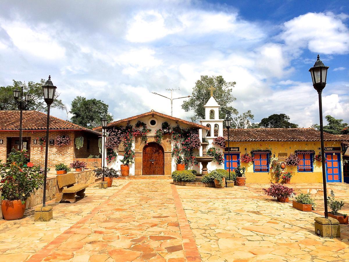 Cabanas La Carolina - Mesa De Los Santos Ngoại thất bức ảnh
